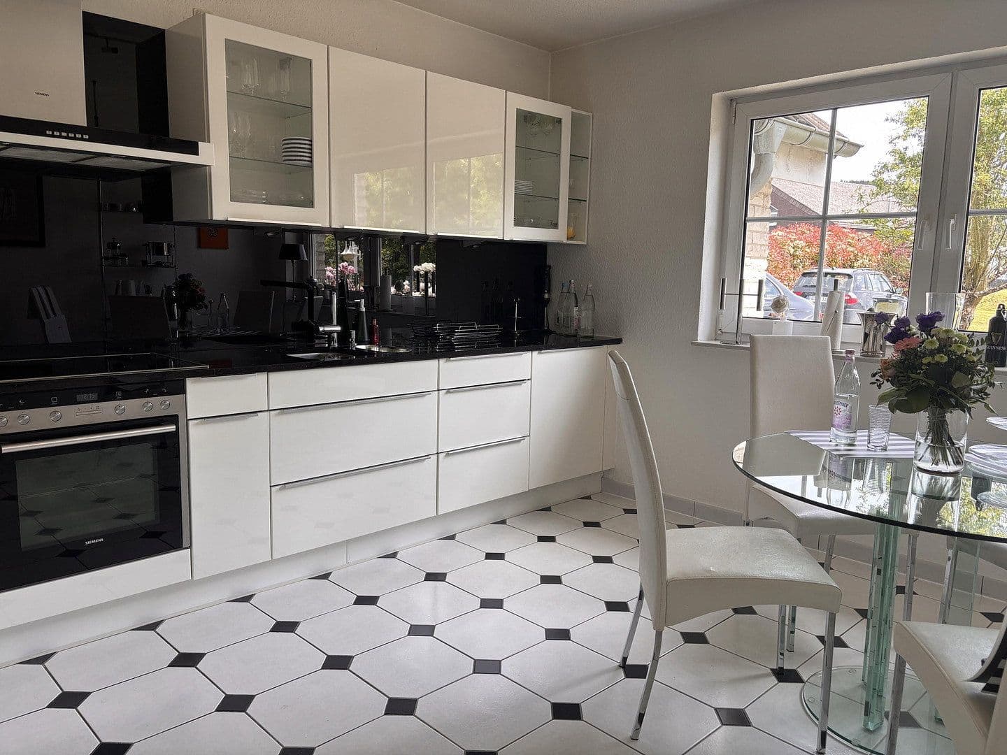 Prodej domu 198 m², pozemek 747 m², Herborn, Hessen Prodej domu 198 m², pozemek 747 m², Herborn, Hessen