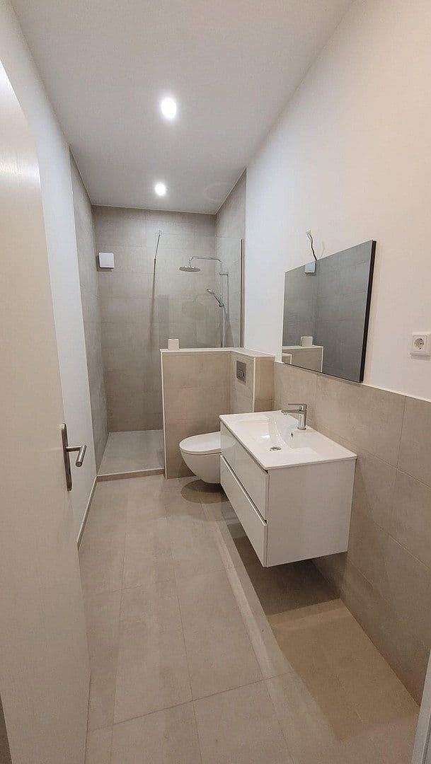 Prodej bytu 3+1 80 m², Bochum, Severní Porýní-Vestfálsko Prodej bytu 3+1 80 m², Bochum, Severní Porýní-Vestfálsko