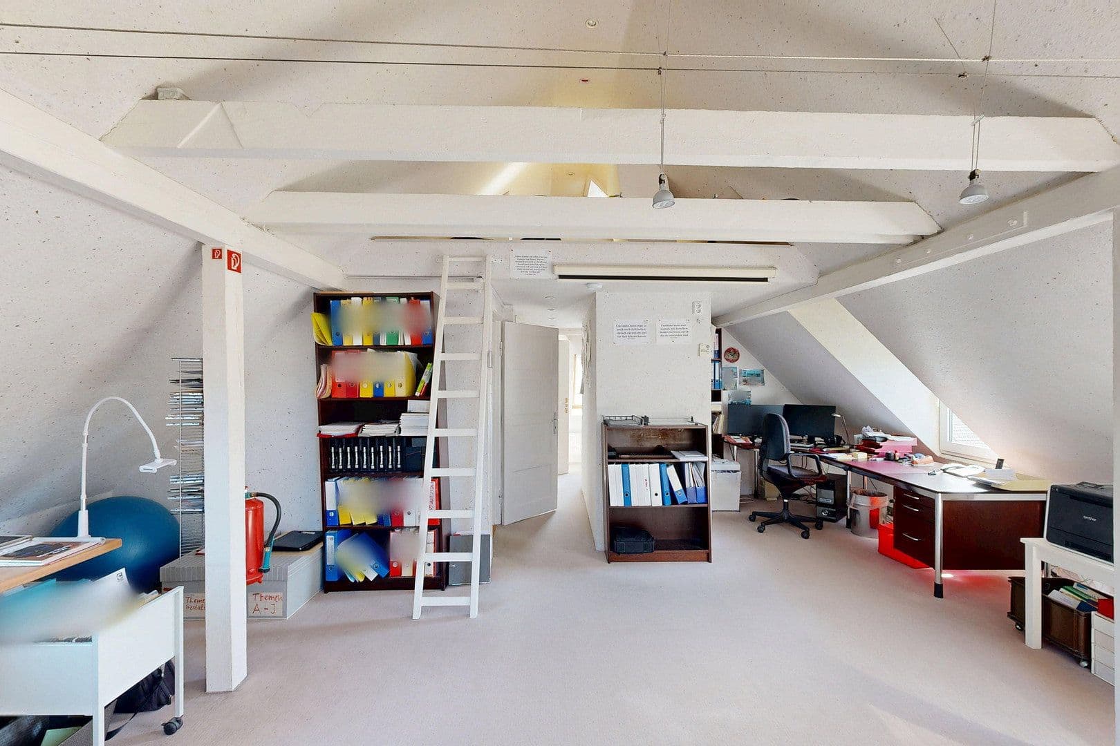 Prodej domu 191 m², pozemek 804 m², Hamburg-Langenhorn, Hamburg Prodej domu 191 m², pozemek 804 m², Hamburg-Langenhorn, Hamburg