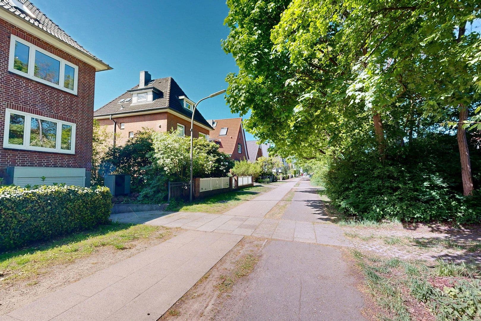 Prodej domu 191 m², pozemek 804 m², Hamburg-Langenhorn, Hamburg Prodej domu 191 m², pozemek 804 m², Hamburg-Langenhorn, Hamburg