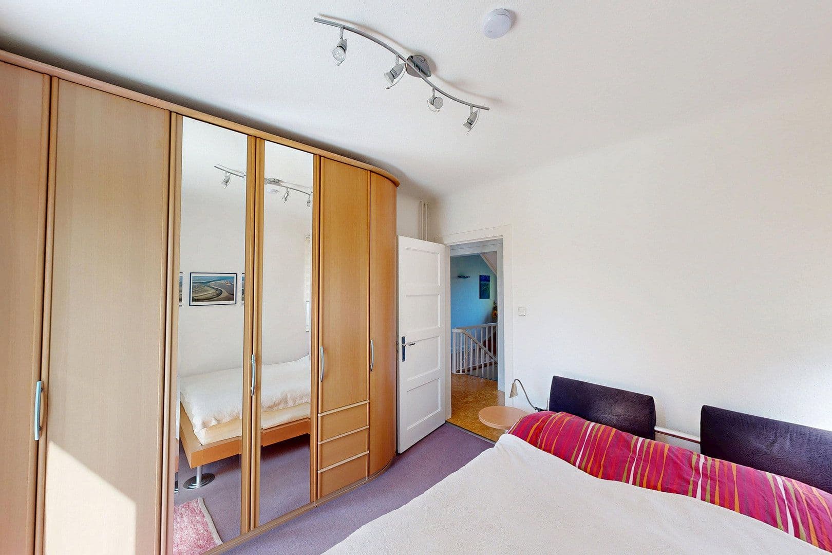 Prodej domu 191 m², pozemek 804 m², Hamburg-Langenhorn, Hamburg Prodej domu 191 m², pozemek 804 m², Hamburg-Langenhorn, Hamburg