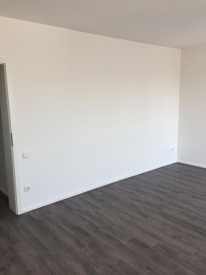 Prodej domu 560 m², pozemek 549 m², Nürnberg, Bavorsko Prodej domu 560 m², pozemek 549 m², Nürnberg, Bavorsko