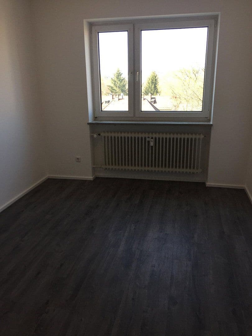 Prodej domu 560 m², pozemek 549 m², Nürnberg, Bavorsko Prodej domu 560 m², pozemek 549 m², Nürnberg, Bavorsko