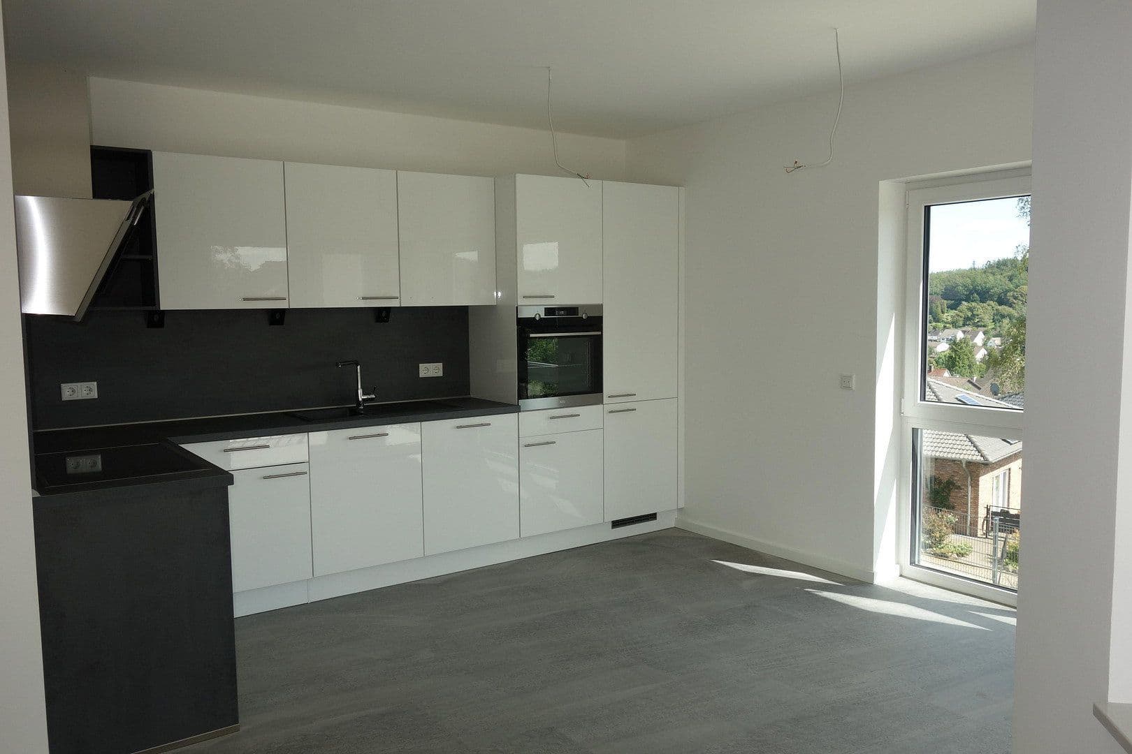 Pronájem bytu 2+1 75 m², Ginsterweg 2, Neuenrade, Severní Porýní-Vestfálsko Pronájem bytu 2+1 75 m², Ginsterweg 2, Neuenrade, Severní Porýní-Vestfálsko