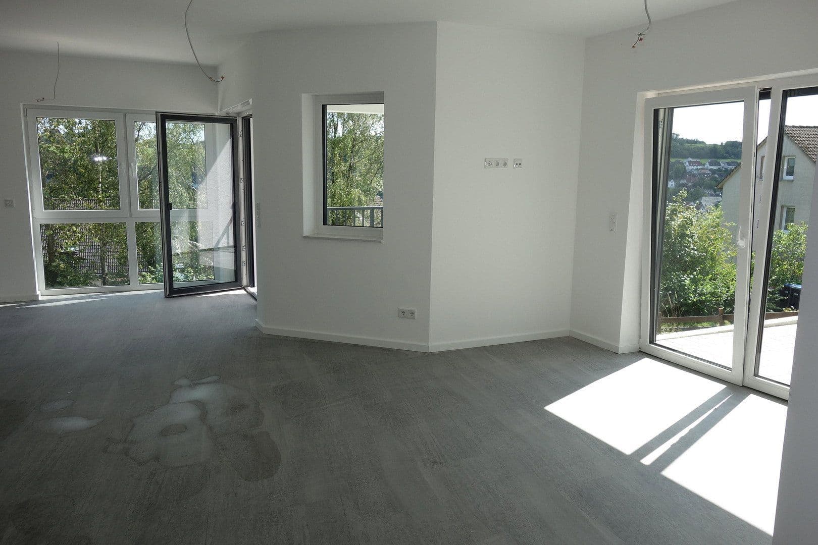 Pronájem bytu 2+1 75 m², Ginsterweg 2, Neuenrade, Severní Porýní-Vestfálsko Pronájem bytu 2+1 75 m², Ginsterweg 2, Neuenrade, Severní Porýní-Vestfálsko