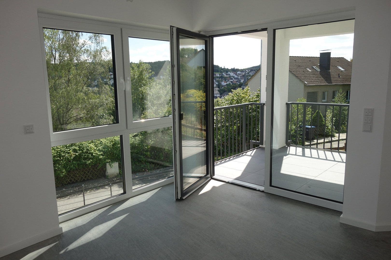Pronájem bytu 2+1 75 m², Ginsterweg 2, Neuenrade, Severní Porýní-Vestfálsko Pronájem bytu 2+1 75 m², Ginsterweg 2, Neuenrade, Severní Porýní-Vestfálsko
