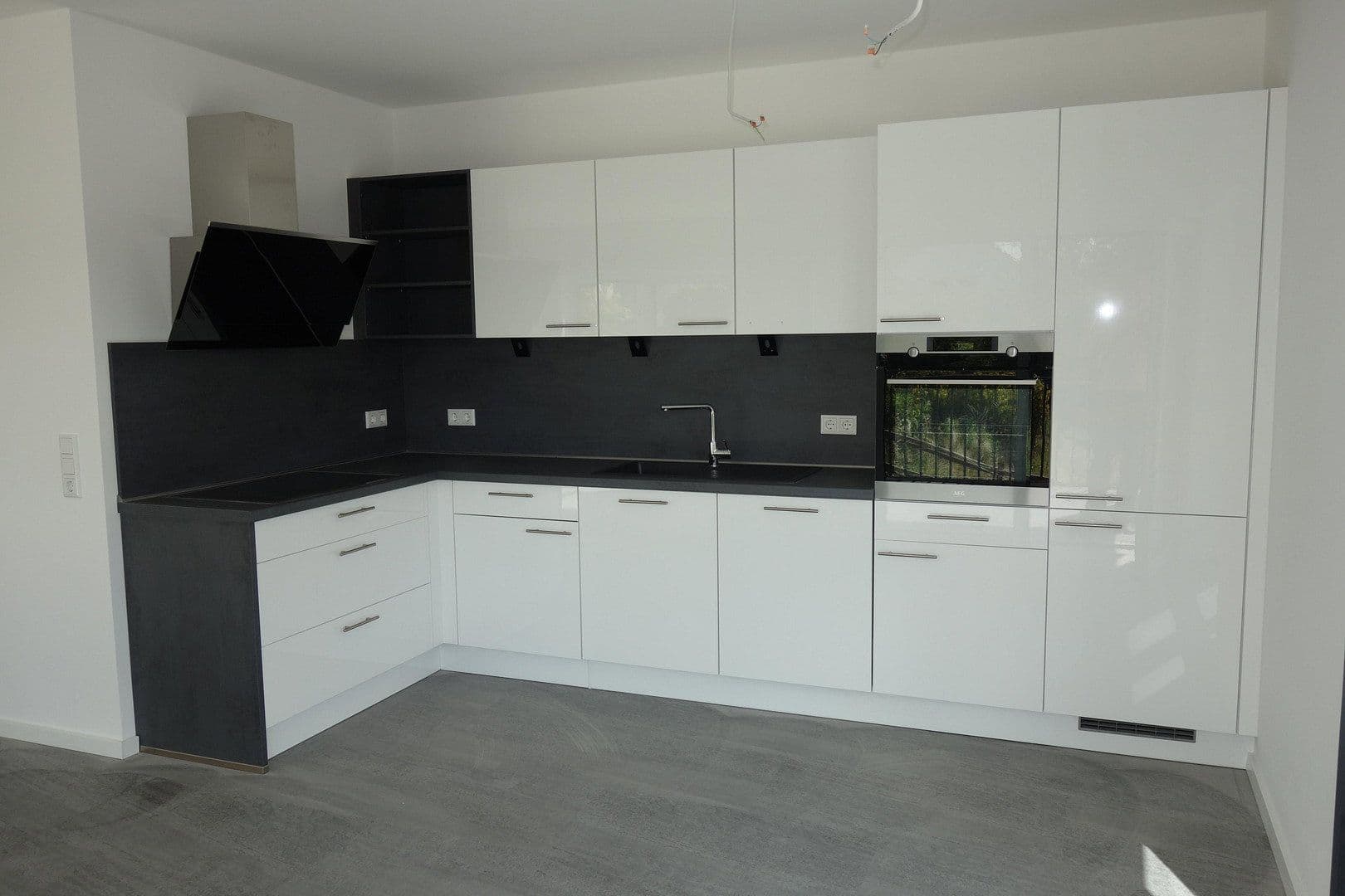 Pronájem bytu 2+1 75 m², Ginsterweg 2, Neuenrade, Severní Porýní-Vestfálsko Pronájem bytu 2+1 75 m², Ginsterweg 2, Neuenrade, Severní Porýní-Vestfálsko