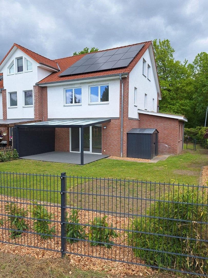 Pronájem domu 120 m², pozemek 350 m², Normandiering 51, Bad Fallingbostel, Dolní Sasko Pronájem domu 120 m², pozemek 350 m², Normandiering 51, Bad Fallingbostel, Dolní Sasko