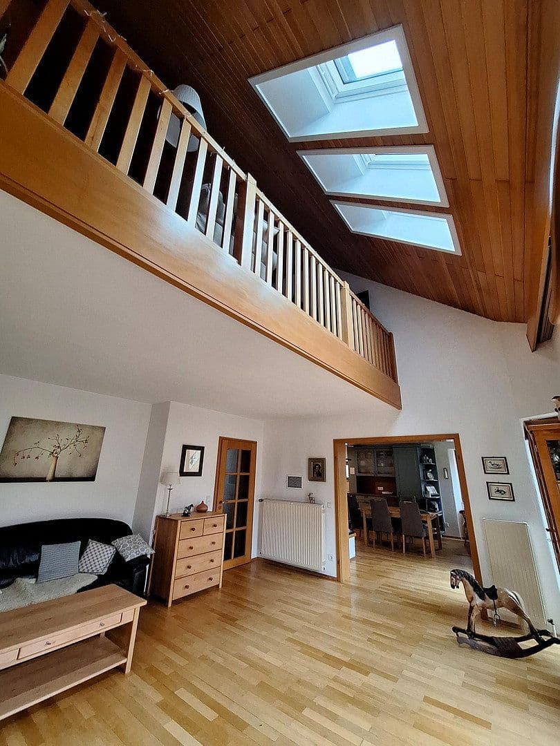Prodej domu 300 m², pozemek 971 m², Dietfurt an der Altmühl, Bavorsko Prodej domu 300 m², pozemek 971 m², Dietfurt an der Altmühl, Bavorsko