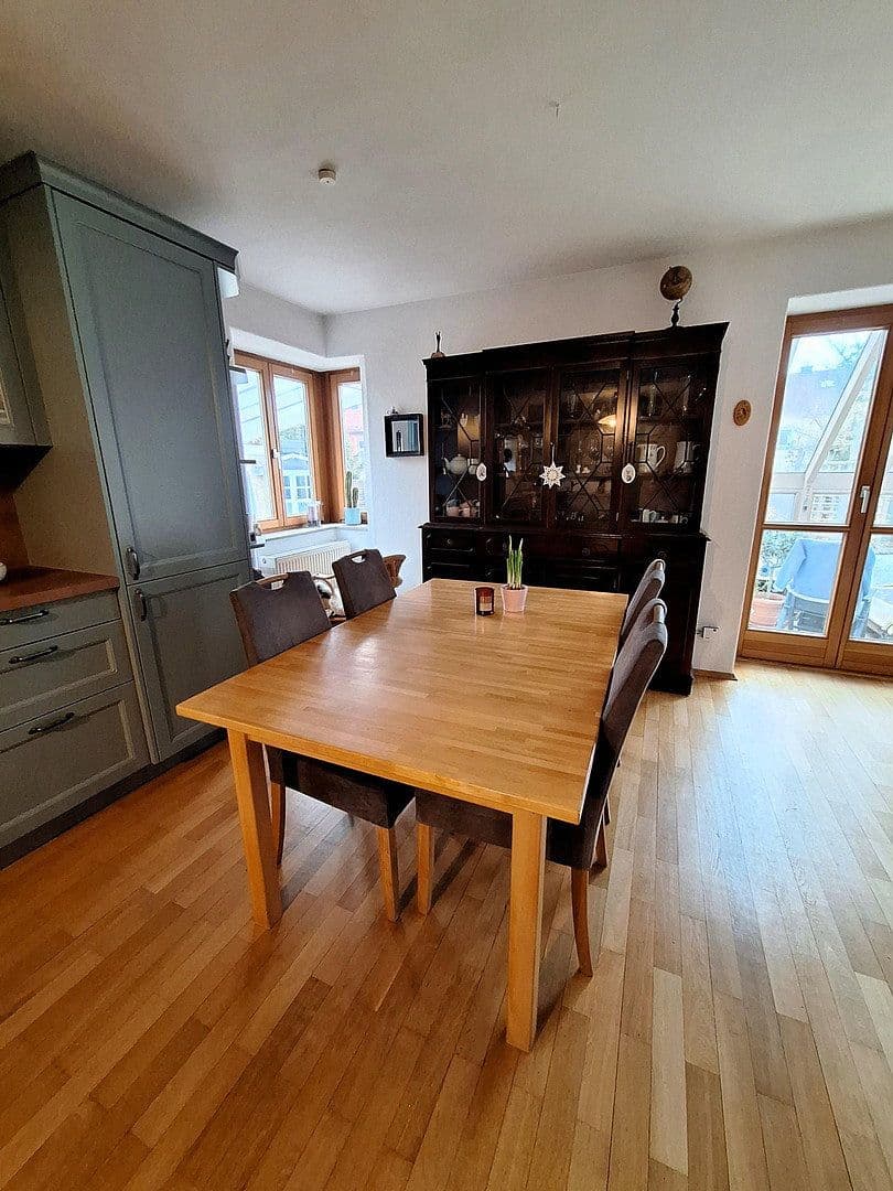 Prodej domu 300 m², pozemek 971 m², Dietfurt an der Altmühl, Bavorsko Prodej domu 300 m², pozemek 971 m², Dietfurt an der Altmühl, Bavorsko