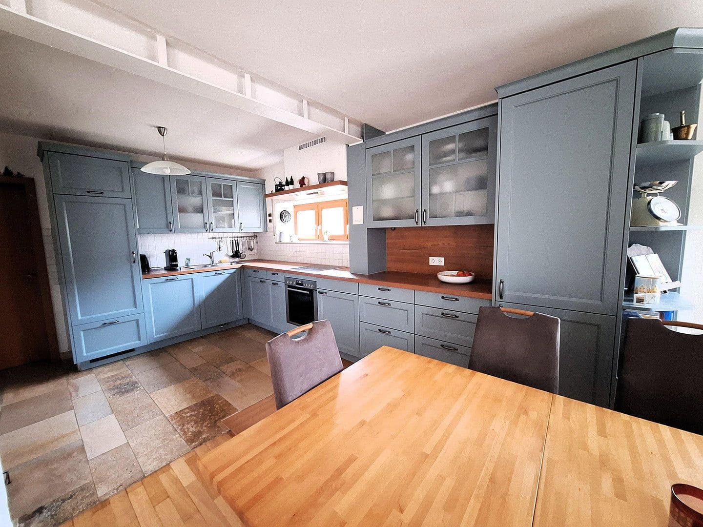 Prodej domu 300 m², pozemek 971 m², Dietfurt an der Altmühl, Bavorsko Prodej domu 300 m², pozemek 971 m², Dietfurt an der Altmühl, Bavorsko