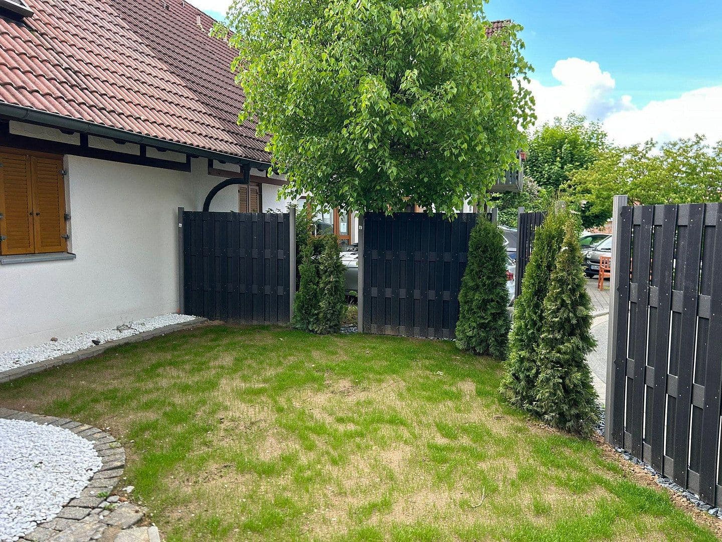 Pronájem bytu 4+1 116 m², Hutstraße 15, 18, Itzgrund, Bavorsko Pronájem bytu 4+1 116 m², Hutstraße 15, 18, Itzgrund, Bavorsko