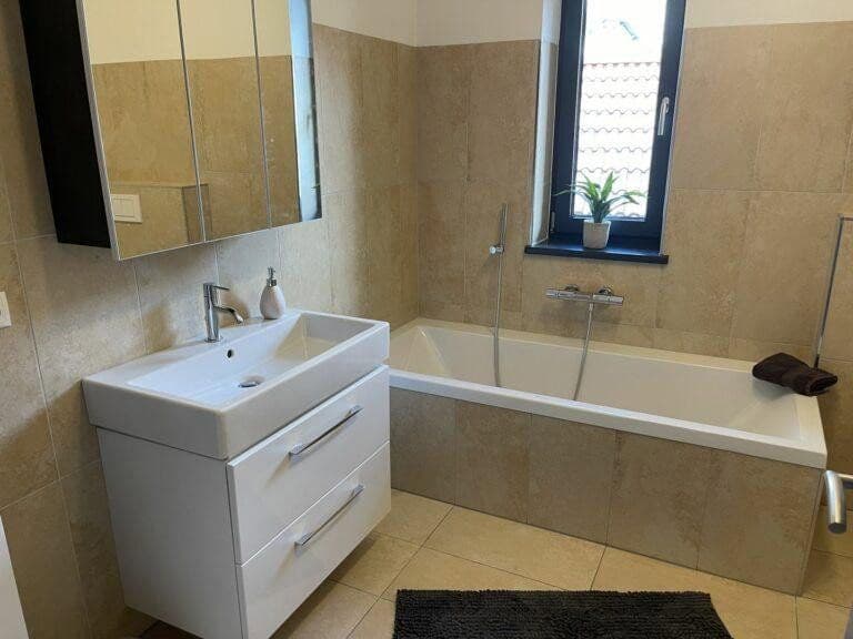 Prodej domu 210 m², pozemek 327 m², Winterbergerstr. 44, Freyung, Bavorsko Prodej domu 210 m², pozemek 327 m², Winterbergerstr. 44, Freyung, Bavorsko