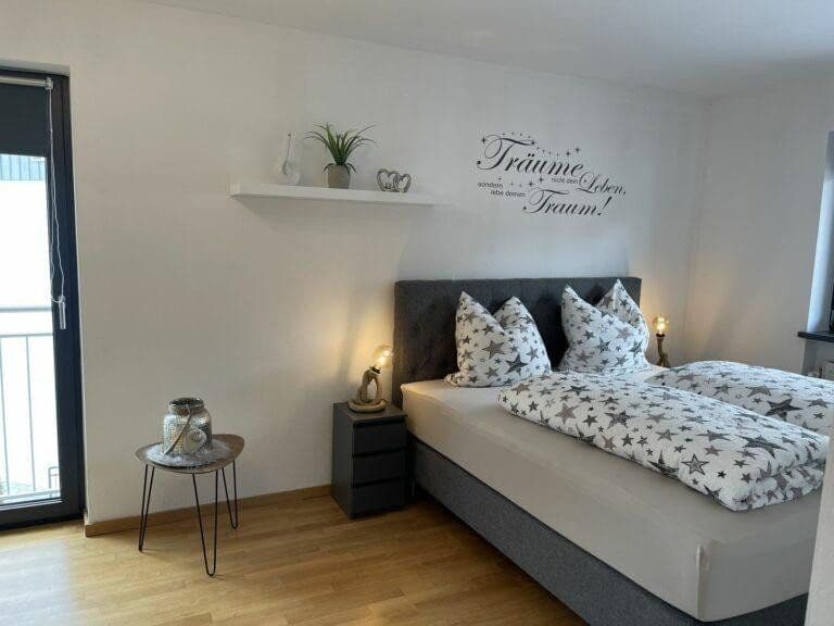 Prodej domu 210 m², pozemek 327 m², Winterbergerstr. 44, Freyung, Bavorsko Prodej domu 210 m², pozemek 327 m², Winterbergerstr. 44, Freyung, Bavorsko