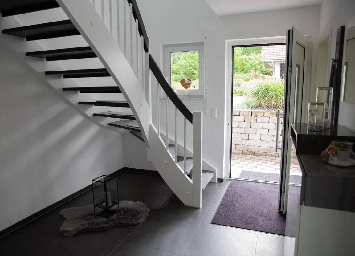 Prodej domu 180 m², pozemek 846 m², Kranewitweg 1, Freyung, Bavorsko Prodej domu 180 m², pozemek 846 m², Kranewitweg 1, Freyung, Bavorsko