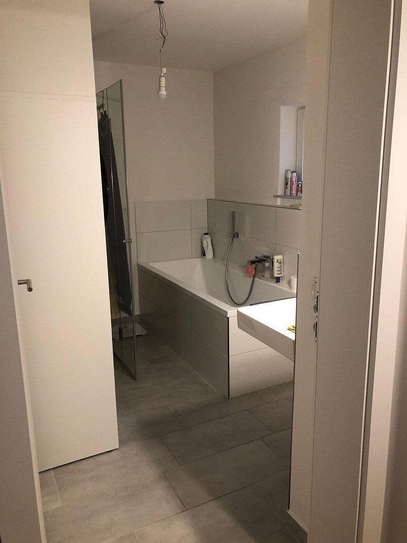 Prodej bytu 4+1 113 m², Adelheidstr. 1b, Bad Heilbrunn, Bavorsko Prodej bytu 4+1 113 m², Adelheidstr. 1b, Bad Heilbrunn, Bavorsko