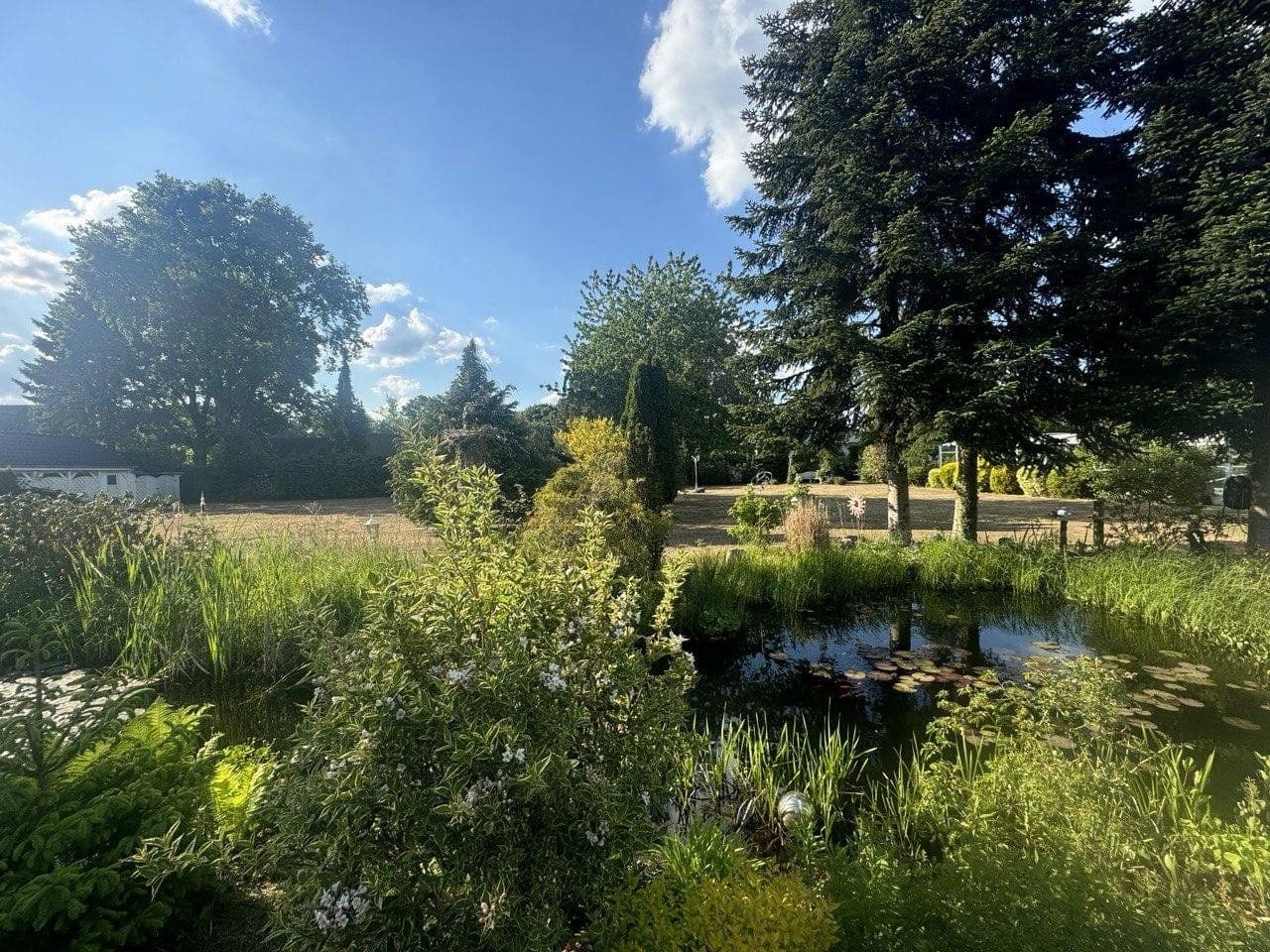 Prodej domu 120 m², pozemek 3.800 m², Neustadt-Glewe, Mecklenburg-Vorpommern Prodej domu 120 m², pozemek 3.800 m², Neustadt-Glewe, Mecklenburg-Vorpommern