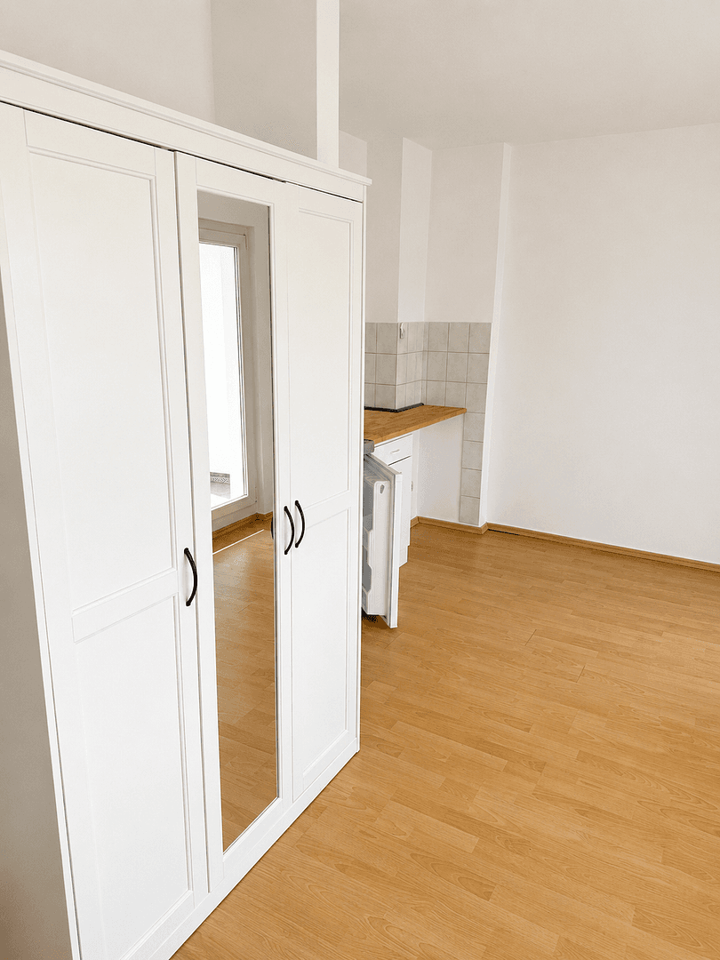 Pronájem bytu 1+1 27 m², Moltkestr. 9, Cáchy, Severní Porýní-Vestfálsko Pronájem bytu 1+1 27 m², Moltkestr. 9, Cáchy, Severní Porýní-Vestfálsko