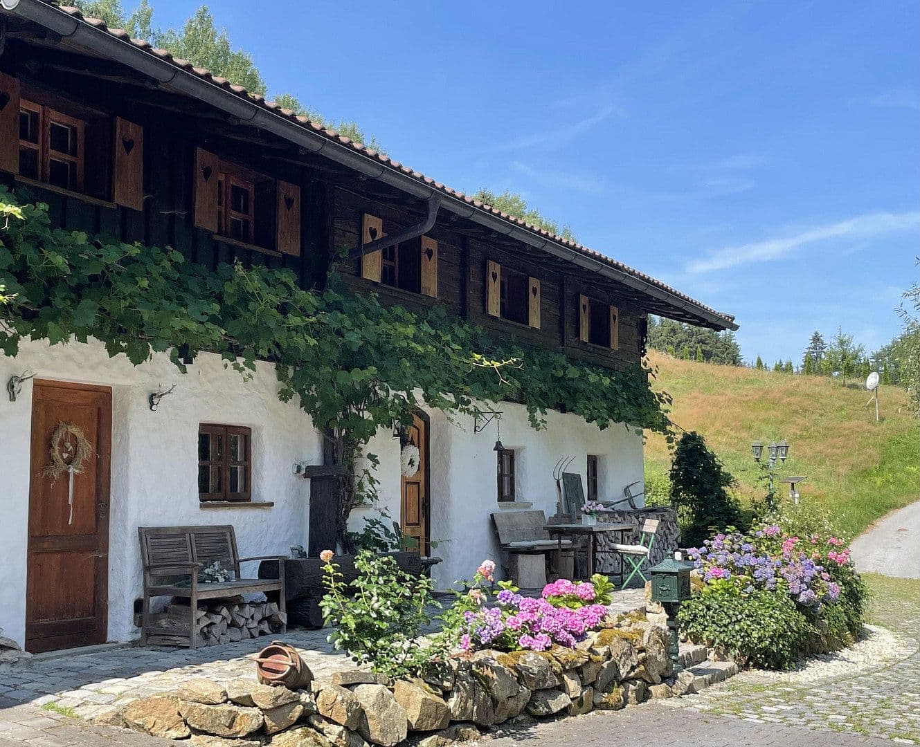 Prodej domu 220 m², pozemek 12.000 m², Tiefenbach, Bavorsko Prodej domu 220 m², pozemek 12.000 m², Tiefenbach, Bavorsko