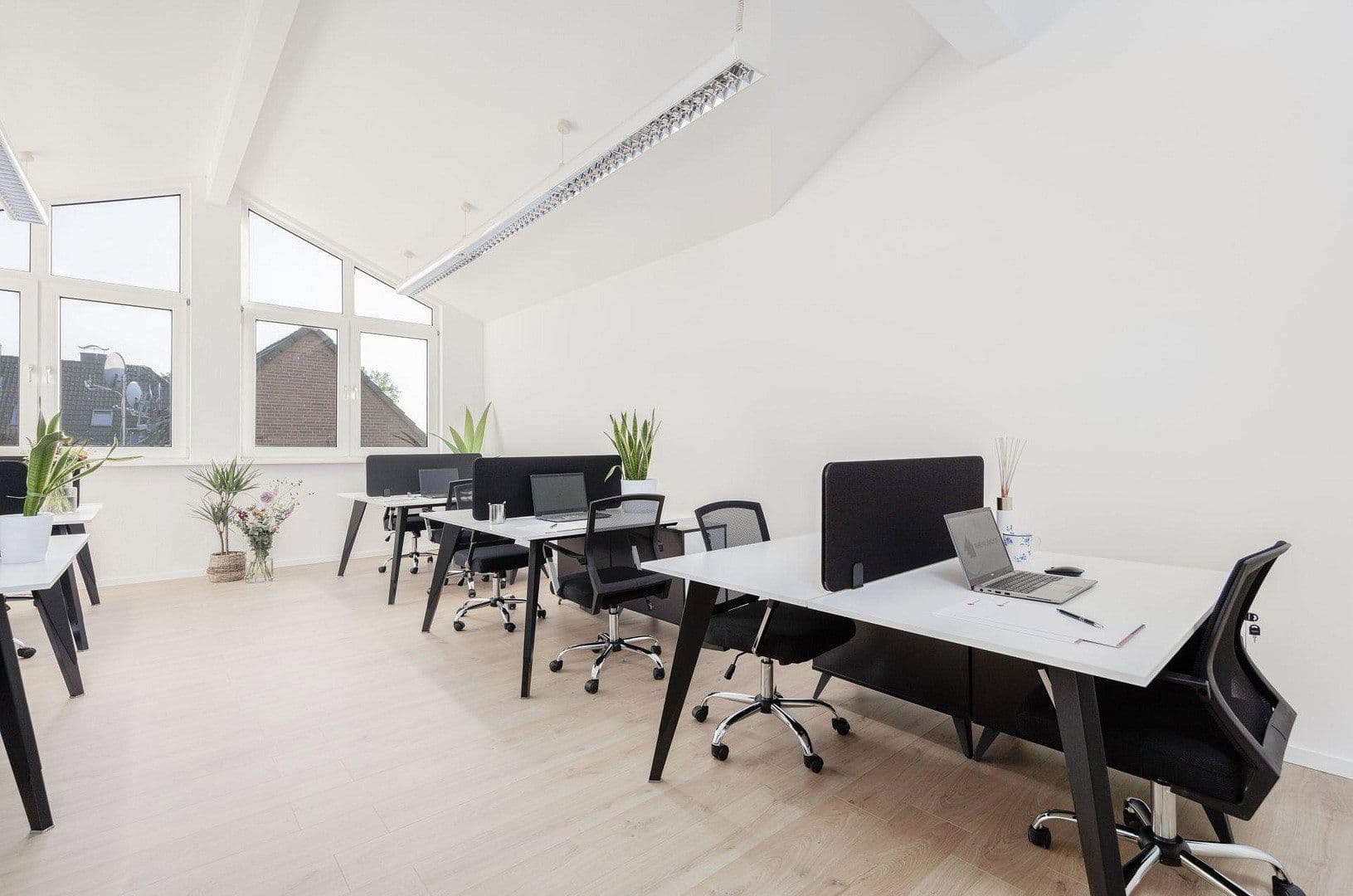 Pronájem kanceláře 1.500 m², Langenfelder Straße 166, Leverkusen, Severní Porýní-Vestfálsko Pronájem kanceláře 1.500 m², Langenfelder Straße 166, Leverkusen, Severní Porýní-Vestfálsko