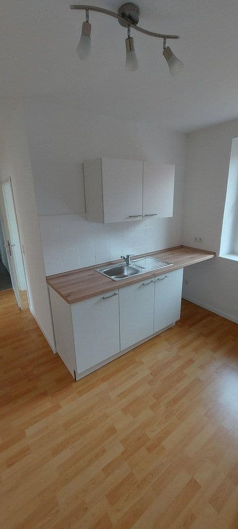Pronájem bytu 2+1 55 m², Landau-Queichheim, Porýní-Falc Pronájem bytu 2+1 55 m², Landau-Queichheim, Porýní-Falc