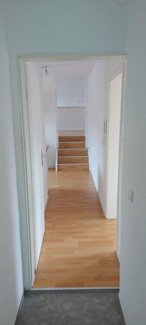 Pronájem bytu 2+1 55 m², Landau-Queichheim, Porýní-Falc Pronájem bytu 2+1 55 m², Landau-Queichheim, Porýní-Falc