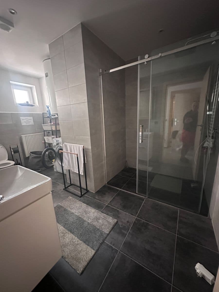 Pronájem bytu 1+1 67 m², nám. Republiky, Lázně Kynžvart, Karlovarský kraj Pronájem bytu 1+1 67 m², nám. Republiky, Lázně Kynžvart, Karlovarský kraj