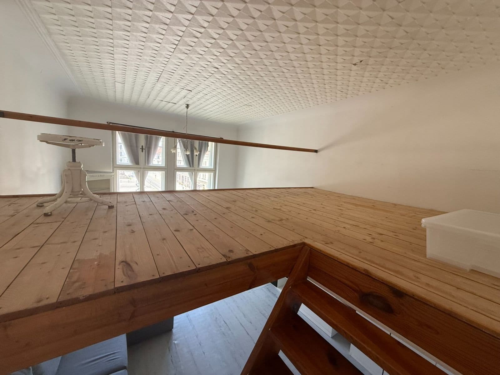 Pronájem bytu 1+1 49 m², náměstí Republiky, Plzeň, Plzeňský kraj Pronájem bytu 1+1 49 m², náměstí Republiky, Plzeň, Plzeňský kraj