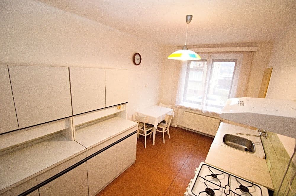Prodej bytu 2+1 62 m², Achátová, Nová Paka, Královéhradecký kraj Prodej bytu 2+1 62 m², Achátová, Nová Paka, Královéhradecký kraj