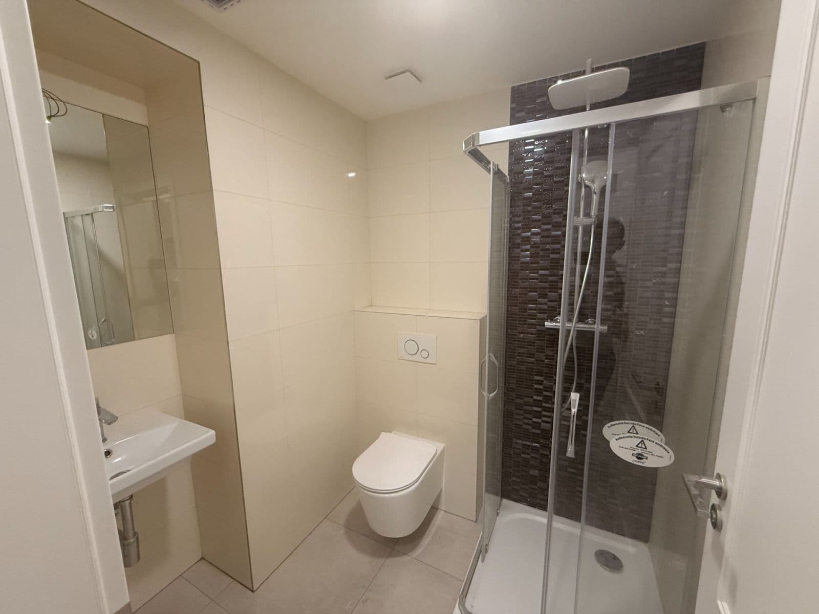 Pronájem bytu 1+kk 20 m², Soukenická, Praha, Praha Pronájem bytu 1+kk 20 m², Soukenická, Praha, Praha