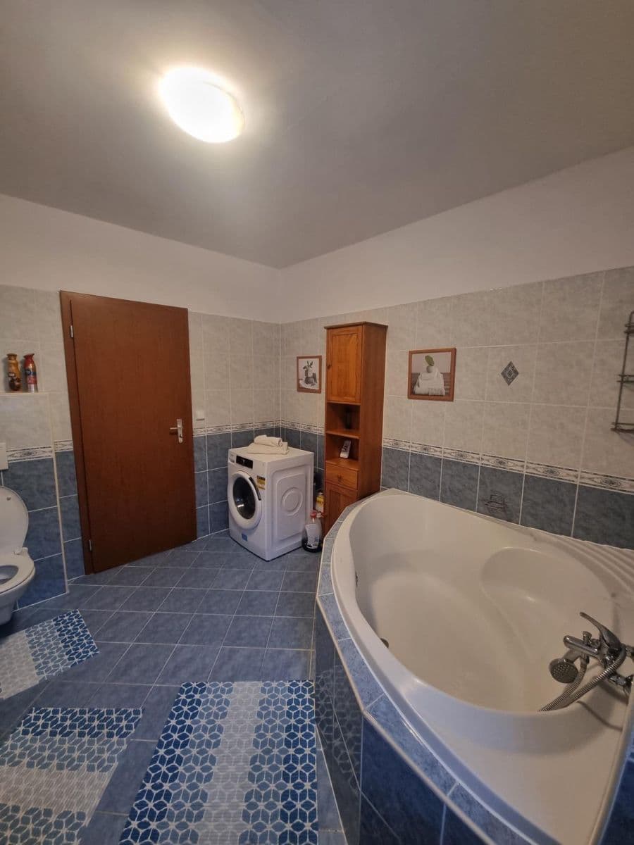 Pronájem bytu 2+kk 46 m², Měšická, Praha, Praha Pronájem bytu 2+kk 46 m², Měšická, Praha, Praha
