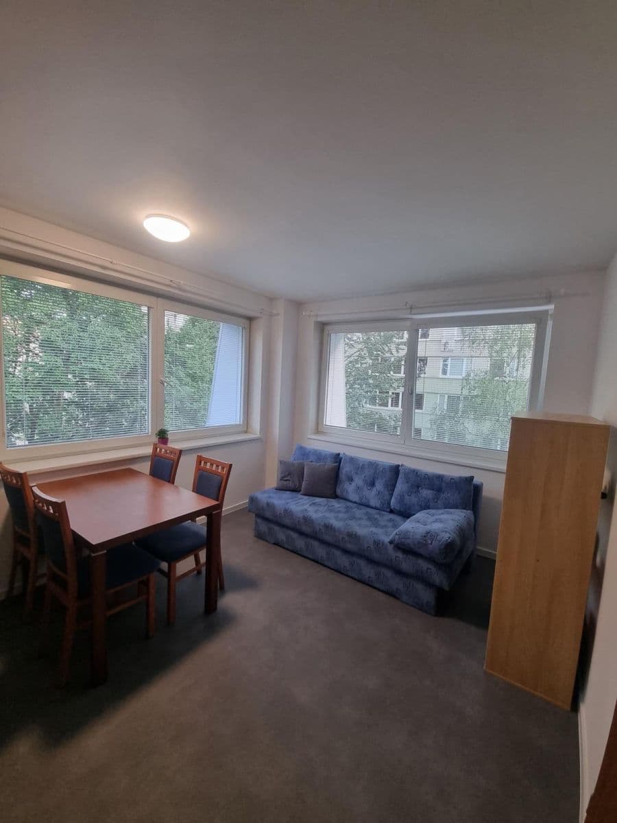 Pronájem bytu 2+kk 46 m², Měšická, Praha, Praha Pronájem bytu 2+kk 46 m², Měšická, Praha, Praha