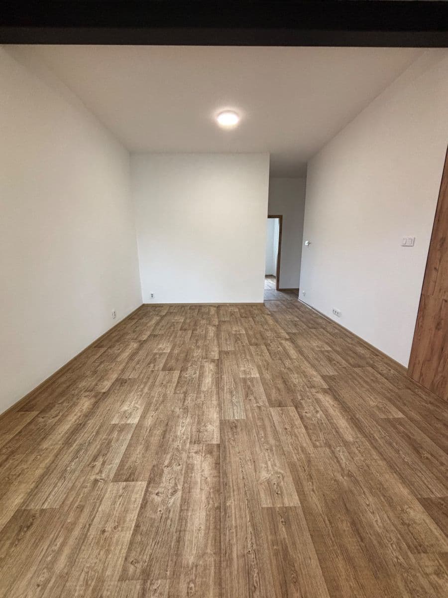 Pronájem bytu 3+kk 70 m², Svatoplukova, Ostrava, Moravskoslezský kraj Pronájem bytu 3+kk 70 m², Svatoplukova, Ostrava, Moravskoslezský kraj