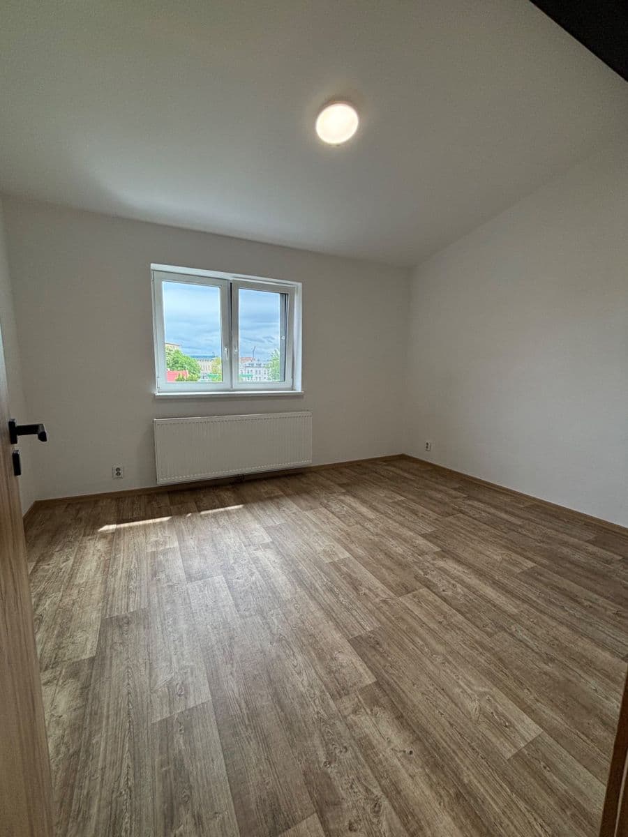 Pronájem bytu 3+kk 70 m², Svatoplukova, Ostrava, Moravskoslezský kraj Pronájem bytu 3+kk 70 m², Svatoplukova, Ostrava, Moravskoslezský kraj