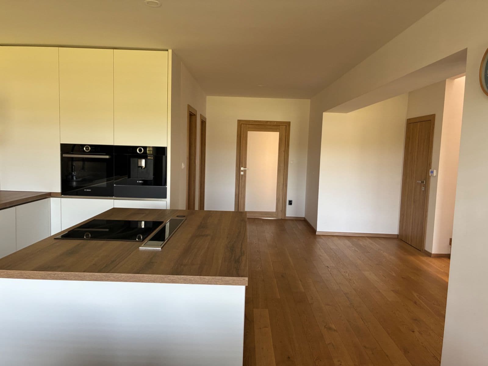 Pronájem domu 180 m², pozemek 100 m², Skalka nad Váhom, Trenčiansky kraj Pronájem domu 180 m², pozemek 100 m², Skalka nad Váhom, Trenčiansky kraj