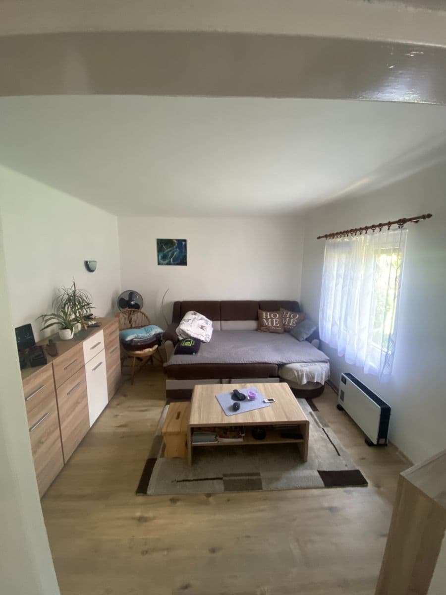 Prodej domu 185 m², pozemek 417 m², Ke Hřišti, Hrobce, Ústecký kraj Prodej domu 185 m², pozemek 417 m², Ke Hřišti, Hrobce, Ústecký kraj