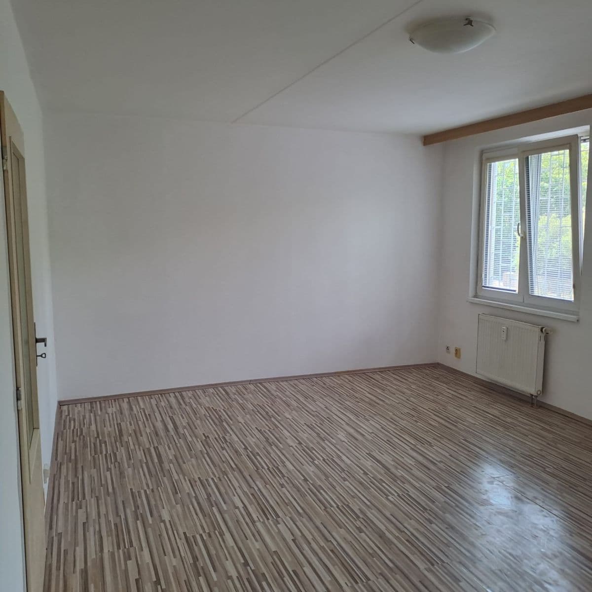 Prodej nebytového prostoru 31 m², Bašteckého, Praha, Praha Prodej nebytového prostoru 31 m², Bašteckého, Praha, Praha