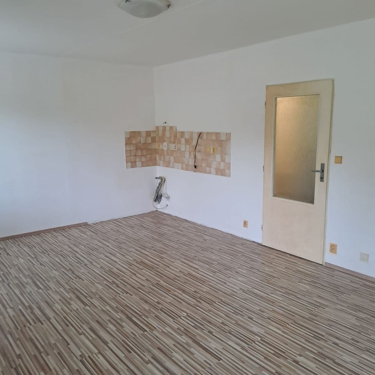 Prodej nebytového prostoru 31 m², Bašteckého, Praha, Praha Prodej nebytového prostoru 31 m², Bašteckého, Praha, Praha