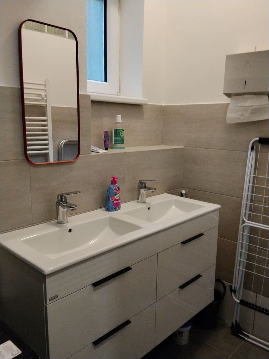 Pronájem nebytového prostoru 15 m², Bořivojova, Praha, Praha Pronájem nebytového prostoru 15 m², Bořivojova, Praha, Praha