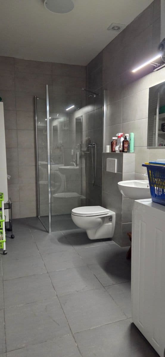 Pronájem bytu 1+kk 33 m², náměstí Svobody, Šternberk, Olomoucký kraj Pronájem bytu 1+kk 33 m², náměstí Svobody, Šternberk, Olomoucký kraj