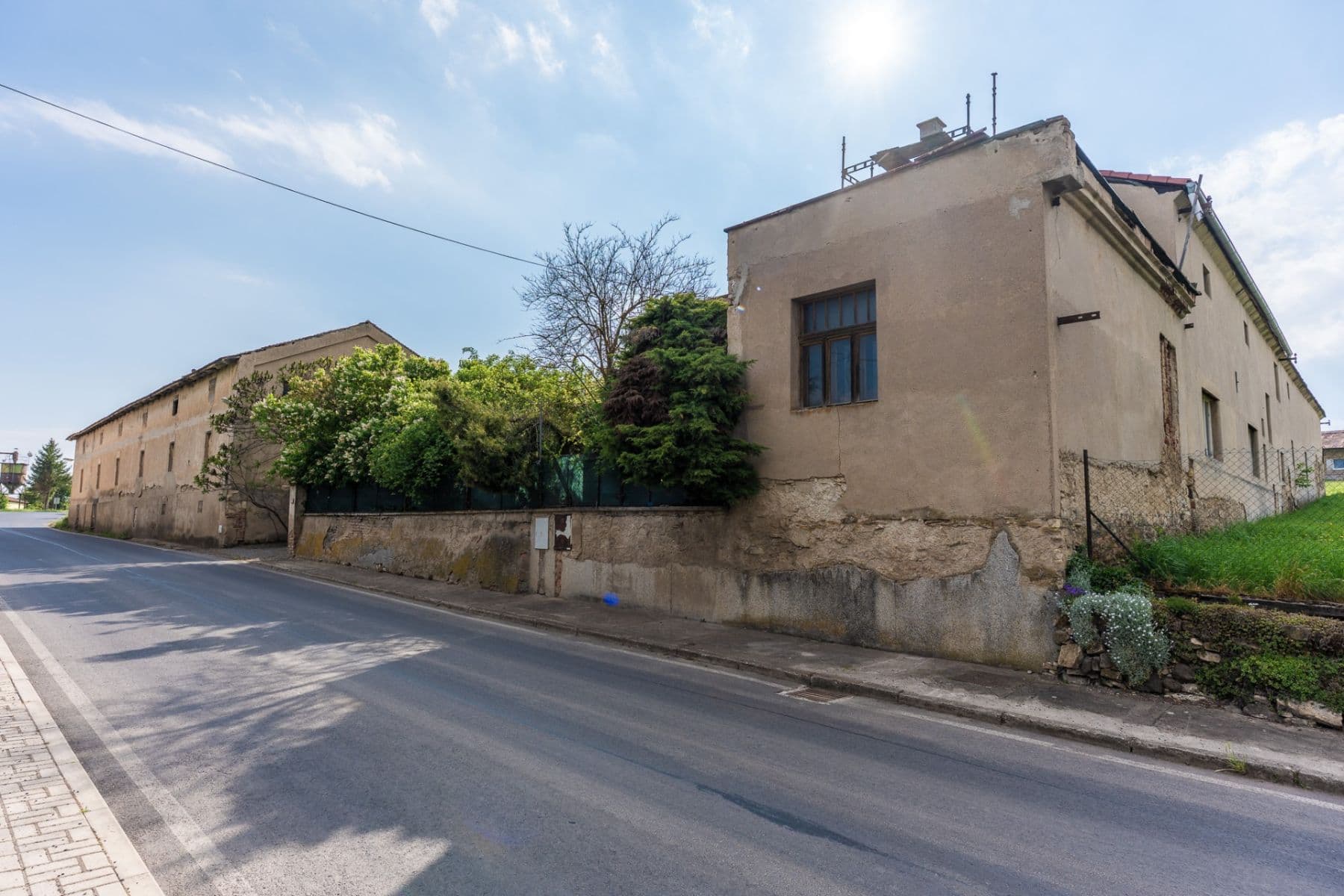 Prodej domu 200 m², pozemek 2.861 m², Děčany, Ústecký kraj Prodej domu 200 m², pozemek 2.861 m², Děčany, Ústecký kraj
