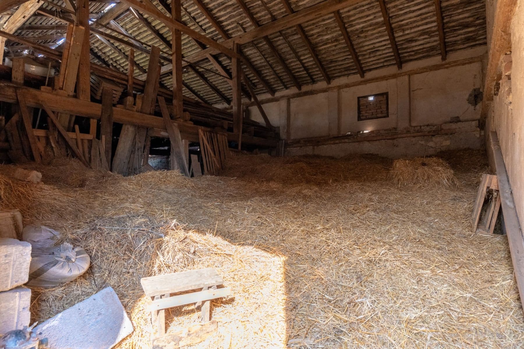 Prodej domu 200 m², pozemek 2.861 m², Děčany, Ústecký kraj Prodej domu 200 m², pozemek 2.861 m², Děčany, Ústecký kraj