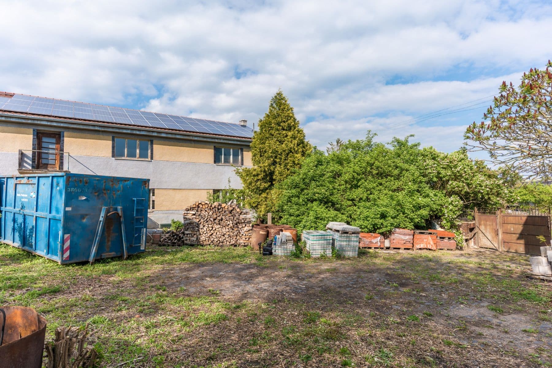 Prodej domu 200 m², pozemek 2.861 m², Děčany, Ústecký kraj Prodej domu 200 m², pozemek 2.861 m², Děčany, Ústecký kraj