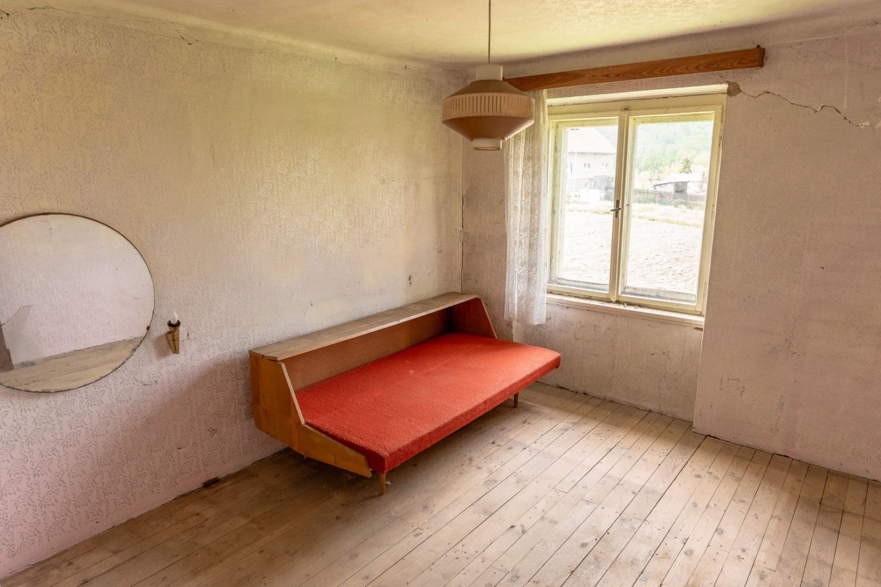 Prodej domu 200 m², pozemek 2.861 m², Děčany, Ústecký kraj Prodej domu 200 m², pozemek 2.861 m², Děčany, Ústecký kraj