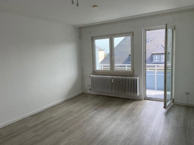 Pronájem bytu 1+1 26 m², Bad Nauheim, Hessen Pronájem bytu 1+1 26 m², Bad Nauheim, Hessen