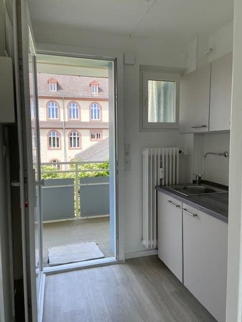 Pronájem bytu 1+1 26 m², Bad Nauheim, Hessen Pronájem bytu 1+1 26 m², Bad Nauheim, Hessen