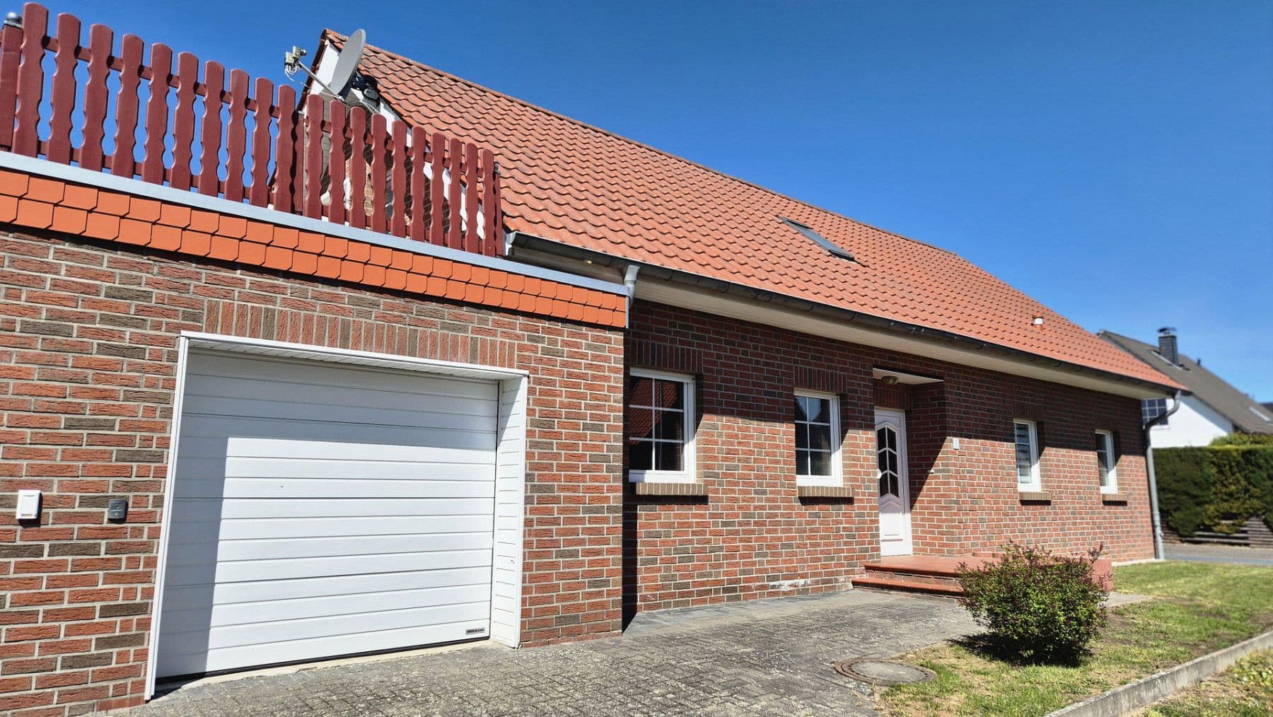 Pronájem bytu 4+1 135 m², Ilsede, Dolní Sasko Pronájem bytu 4+1 135 m², Ilsede, Dolní Sasko