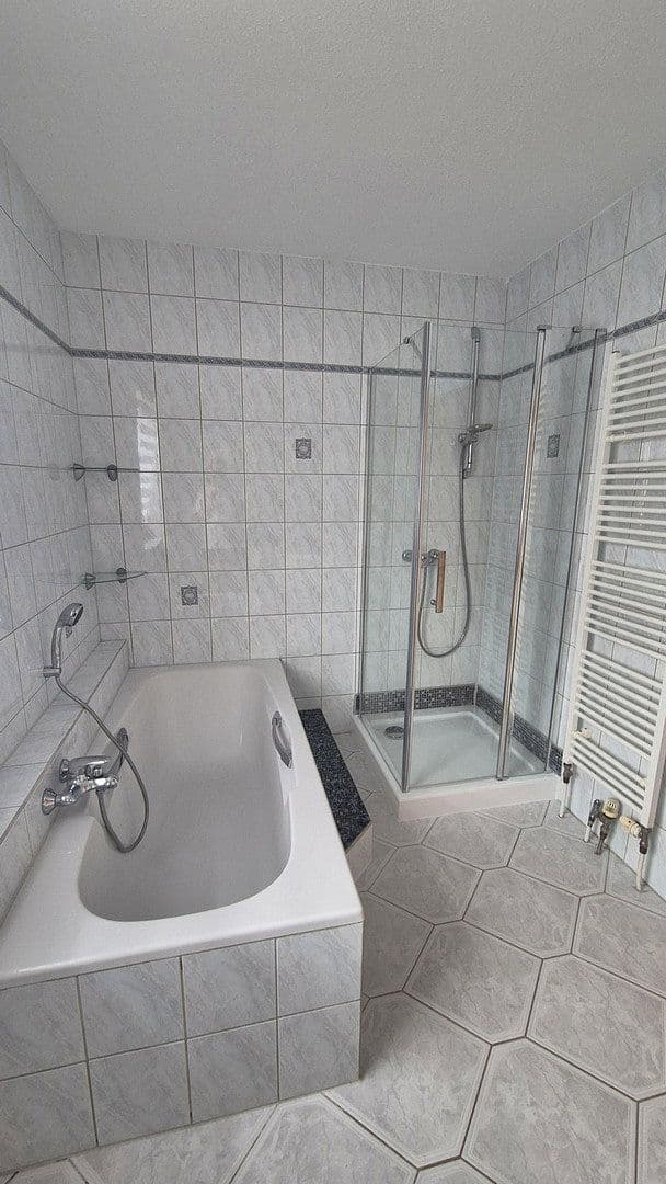 Pronájem bytu 4+1 135 m², Ilsede, Dolní Sasko Pronájem bytu 4+1 135 m², Ilsede, Dolní Sasko