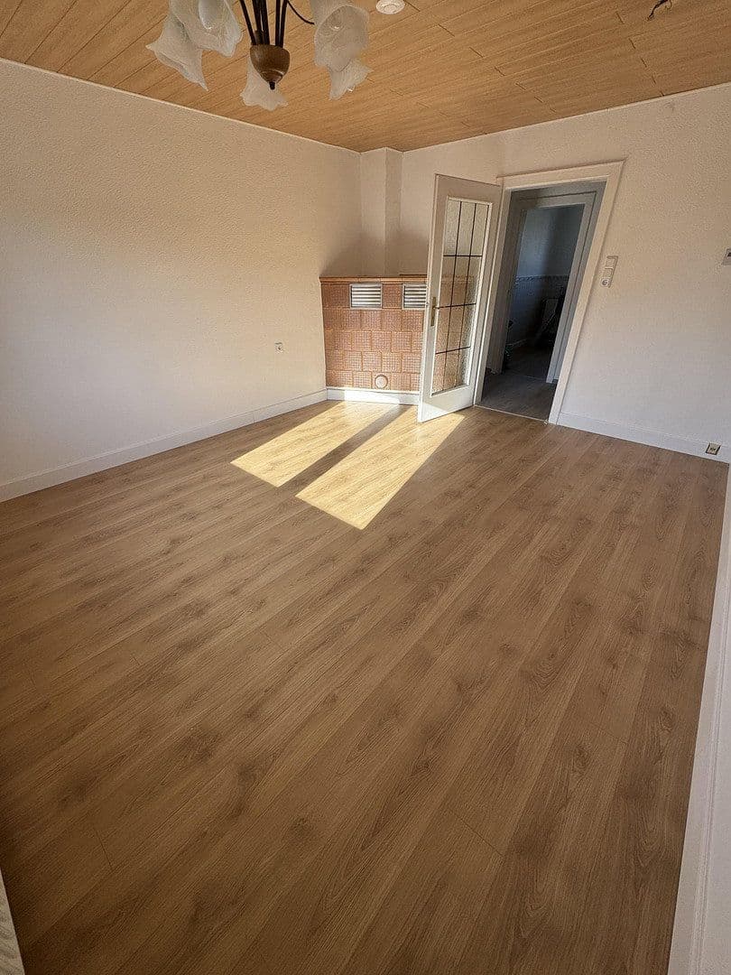 Pronájem bytu 3+1 64 m², Ellrich, Durynsko Pronájem bytu 3+1 64 m², Ellrich, Durynsko