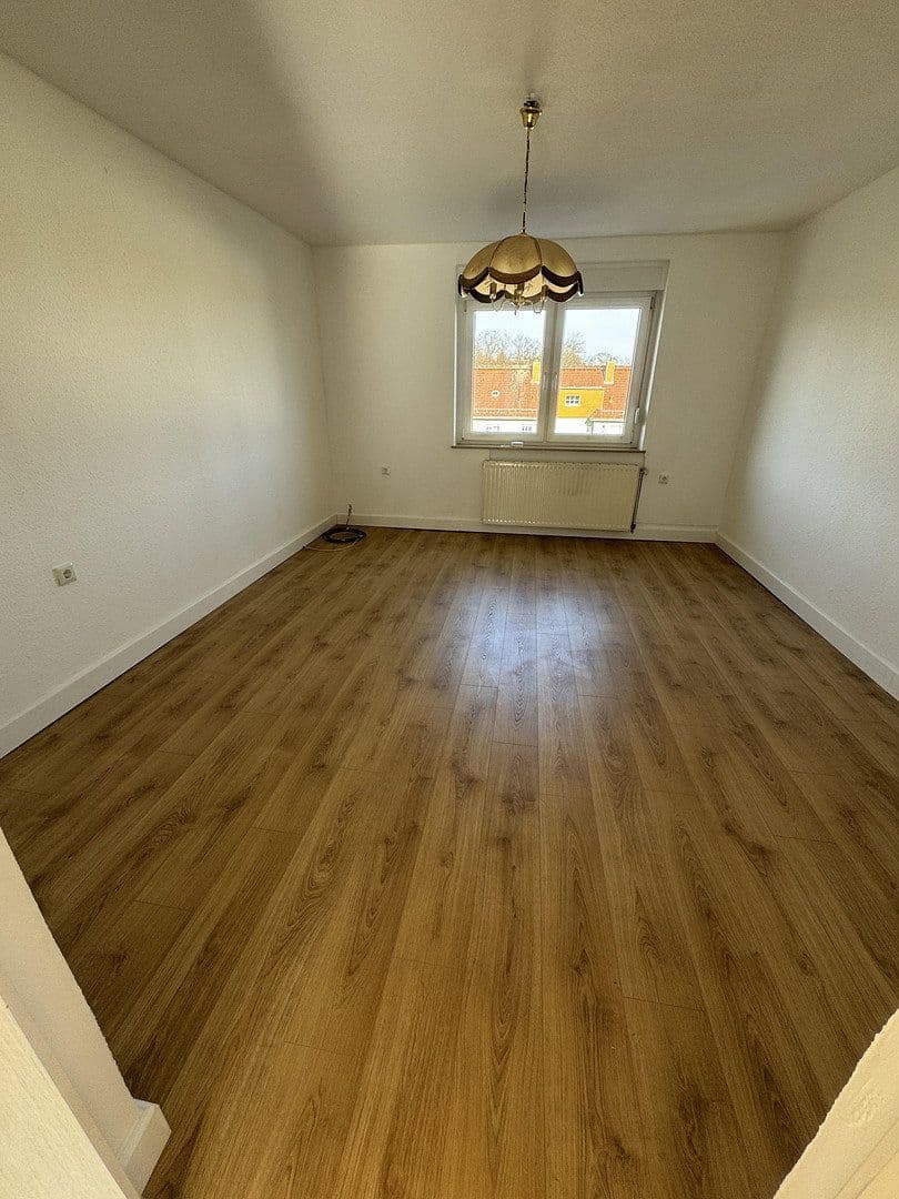 Pronájem bytu 3+1 64 m², Ellrich, Durynsko Pronájem bytu 3+1 64 m², Ellrich, Durynsko